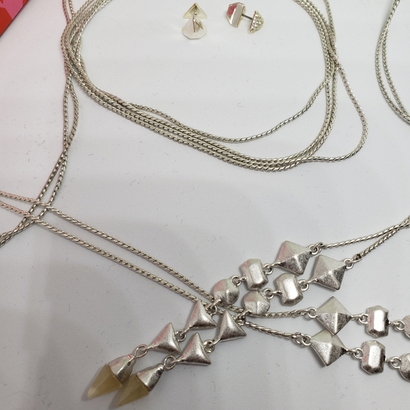 Stella & Dot Brynn Lariat Necklace Silver - Picture 2 of 2